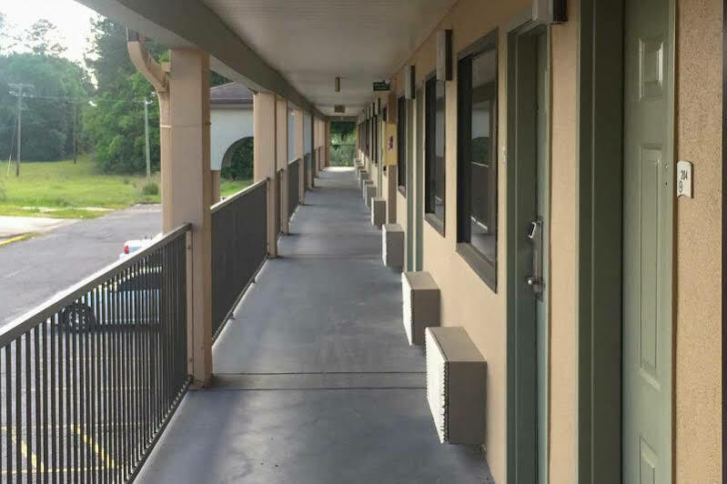 Quality Inn Kinder Exterior photo